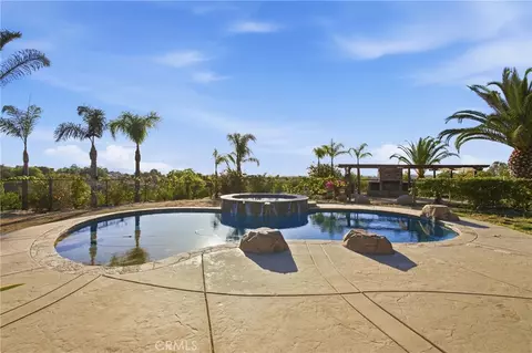 Exterior - 38311 Chaparral Dr, Temecula, CA 92592 photo 14 of 17