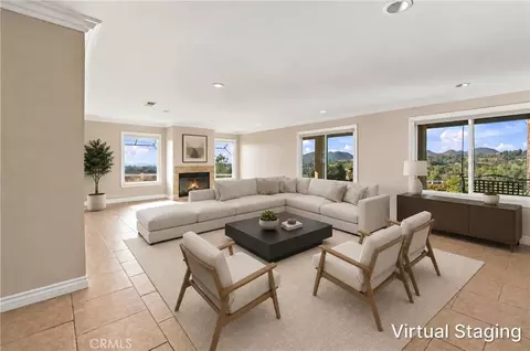 Living - 38311 Chaparral Dr, Temecula, CA 92592 photo 4 of 9