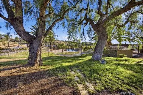 Exterior - 38311 Chaparral Dr, Temecula, CA 92592 photo 10 of 17