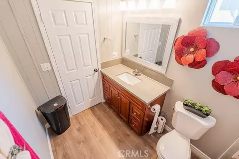 Bath - 3017 Lake View Dr, Perris, CA 92571 photo 4 of 4