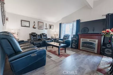 Living - 3017 Lake View Dr, Perris, CA 92571 photo 2 of 4
