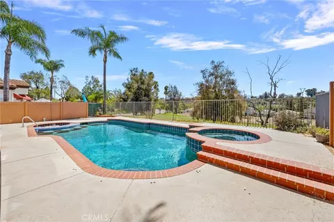 Exterior - 30975 Brassie Ln, Temecula, CA 92591 photo 2 of 4
