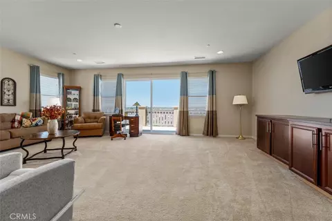 Living - 34338 Champoux Ct, Temecula, CA 92592 photo 3 of 4