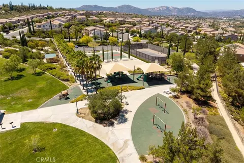 View/Area - 34338 Champoux Ct, Temecula, CA 92592 photo 16 of 17