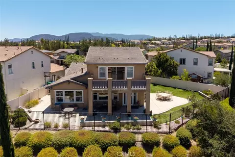 View/Area - 34338 Champoux Ct, Temecula, CA 92592 photo 8 of 17