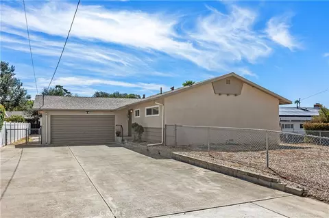 Exterior - 127 Brandenburg Ln, Fallbrook, CA 92028 photo 8 of 8