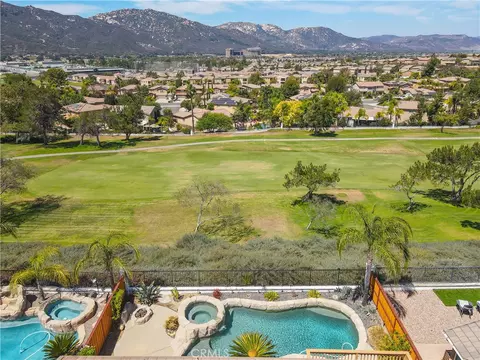 View/Area - 46223 Drymen Ave, Temecula, CA 92592 photo 2 of 6
