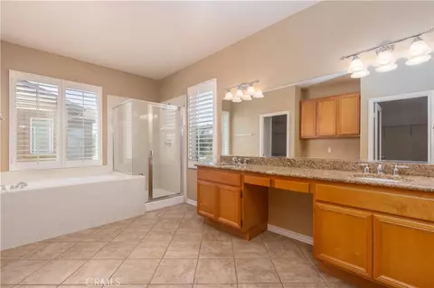 Bath - 46223 Drymen Ave, Temecula, CA 92592 photo 3 of 3