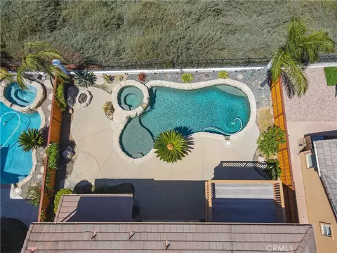 View/Area - 46223 Drymen Ave, Temecula, CA 92592 photo 5 of 6