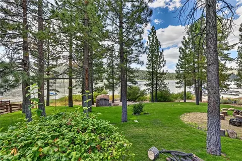 Exterior - 39112 Waterview, Big Bear Lake, CA 92315 photo 4 of 8