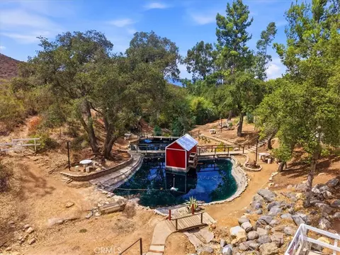 View/Area - 33563 Sunbonnet Ct, Wildomar, CA 92595 photo 11 of 12