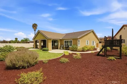 Exterior - 33563 Sunbonnet Ct, Wildomar, CA 92595 photo 11 of 26