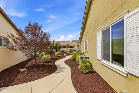 Exterior - 33563 Sunbonnet Ct, Wildomar, CA 92595 photo 18 of 26