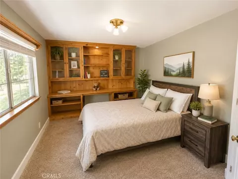 Bedroom - 24645 Bernard, Crestline, CA 92325 photo 2 of 3