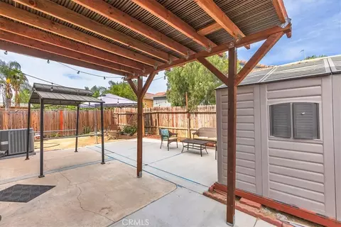 Exterior - 754 De La Luz, Perris, CA 92571 photo 7 of 7