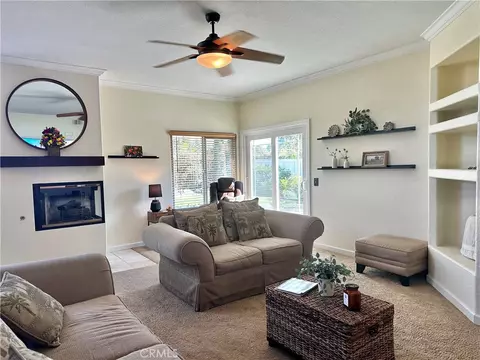 Living - 42079 Humber Dr, Temecula, CA 92591 photo 5 of 7