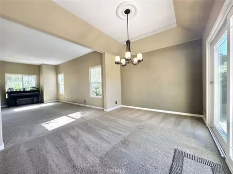 Living - 42079 Humber Dr, Temecula, CA 92591 photo 4 of 7