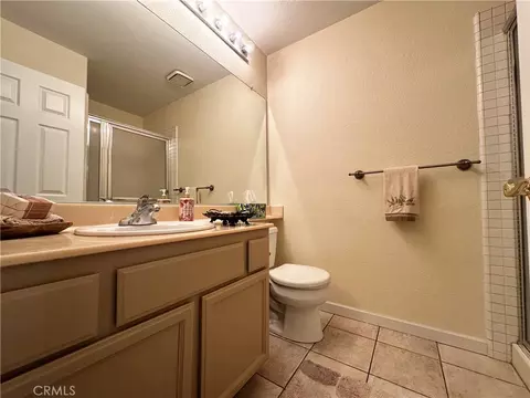 Bath - 42079 Humber Dr, Temecula, CA 92591 photo 1 of 3