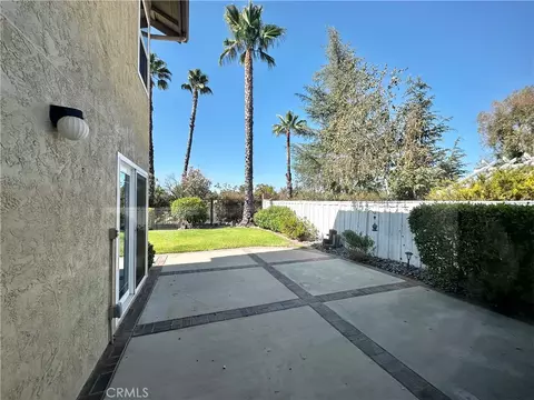 Exterior - 42079 Humber Dr, Temecula, CA 92591 photo 3 of 10