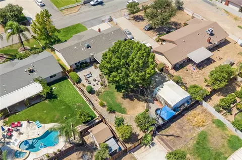 View/Area - 20146 Winton St, Corona, CA 92881 photo 2 of 4