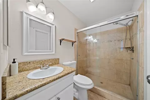 Bath - 20146 Winton St, Corona, CA 92881 photo 2 of 2