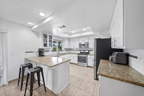 Kitchen - 20146 Winton St, Corona, CA 92881 photo 2 of 5