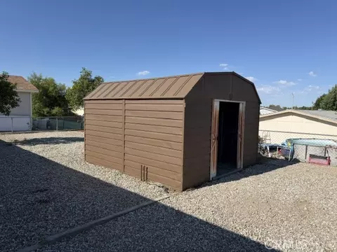 Exterior - 25007 Howard Dr, Hemet, CA 92544 photo 3 of 4
