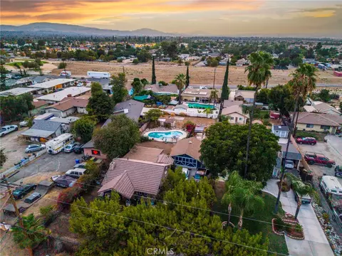 View/Area - 1353 E Turquoise Ave, Mentone, CA 92359 photo 2 of 4