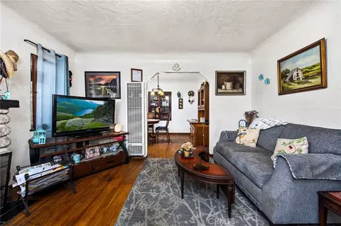 Living - 1353 E Turquoise Ave, Mentone, CA 92359 photo 1 of 3
