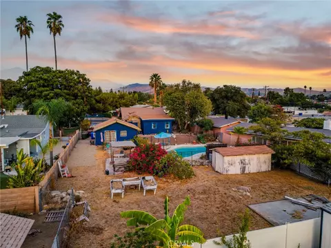 View/Area - 1353 E Turquoise Ave, Mentone, CA 92359 photo 4 of 4