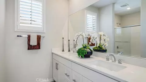 Bath - 2660 E Lincoln Paseo, Ontario, CA 91762 photo 2 of 3