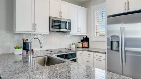 Kitchen - 2660 E Lincoln Paseo, Ontario, CA 91762 photo 2 of 3