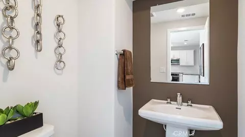 Bath - 2660 E Lincoln Paseo, Ontario, CA 91762 photo 3 of 3