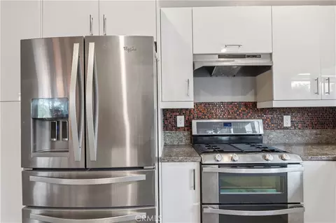 Kitchen - 39768 Oak Clf, Temecula, CA 92591 photo 5 of 5