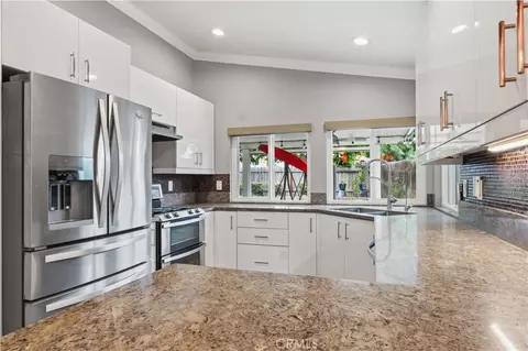 Kitchen - 39768 Oak Clf, Temecula, CA 92591 photo 1 of 4