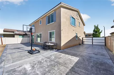 Exterior - 1158 Viscano Ct, Perris, CA 92571 photo 2 of 13