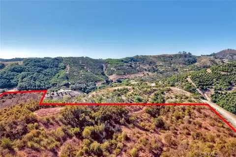 2 Via De Los Robles, Temecula, CA 92590 photo 5