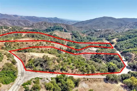 2 Via De Los Robles, Temecula, CA 92590 photo 4