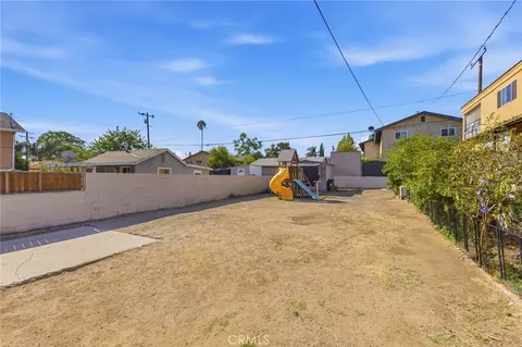 Exterior - 1252 D, Corona, CA 92882 photo 3 of 5
