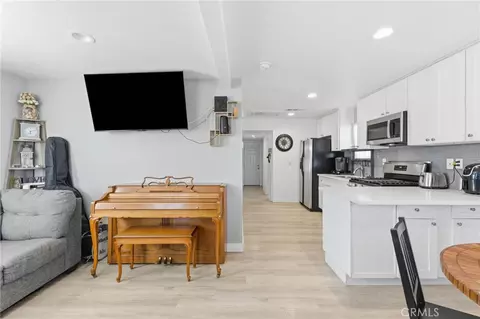 Entry Way - 1252 D, Corona, CA 92882 photo 1 of 3