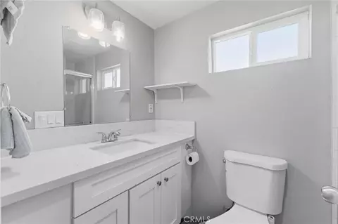 Bath - 1252 D, Corona, CA 92882 photo 1 of 2