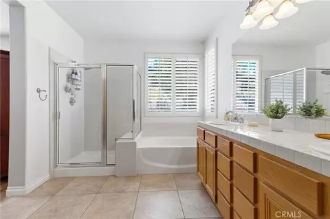 Bath - 4210 Havenridge Dr, Corona, CA 92883 photo 3 of 5