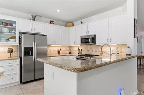 Kitchen - 4210 Havenridge Dr, Corona, CA 92883 photo 2 of 5