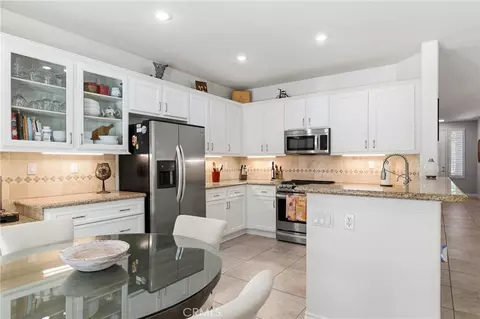 Kitchen - 4210 Havenridge Dr, Corona, CA 92883 photo 3 of 5