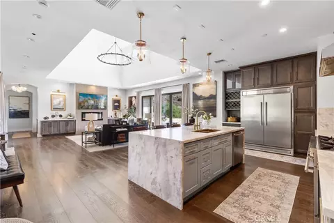 Kitchen - 43843 Mountain Run Cir, Temecula, CA 92590 photo 5 of 6