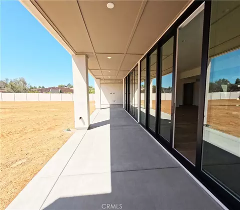 Exterior - 32177 Daybrook Ter, Temecula, CA 92591 photo 3 of 10