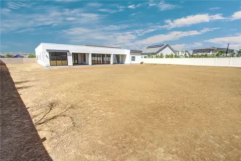 Exterior - 32177 Daybrook Ter, Temecula, CA 92591 photo 9 of 10