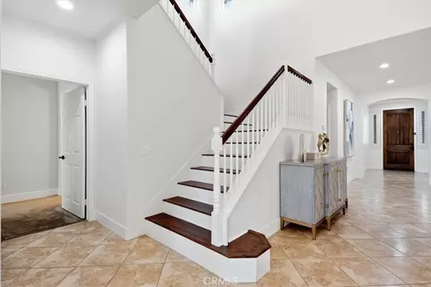 Entry Way - 33849 Pegase Ct, Temecula, CA 92592 photo 2 of 5