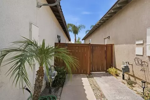 Exterior - 33849 Pegase Ct, Temecula, CA 92592 photo 7 of 8