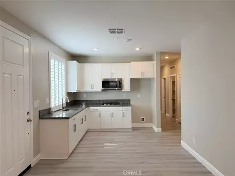 Kitchen - 30084 Cascade Range, Menifee, CA 92585 photo 1 of 3